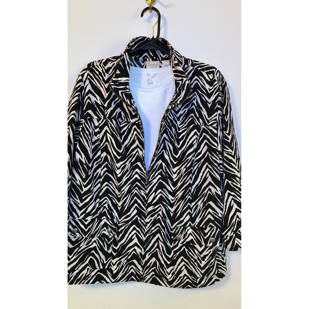 Zenergy Chico's Zebra Windbreaker Jacket & Time and Tru White T-Shirt Set L M